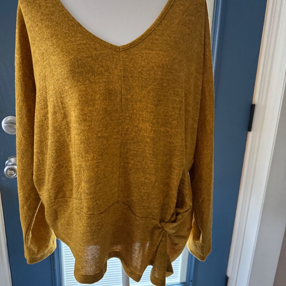 DG2 Soft ease Sweater